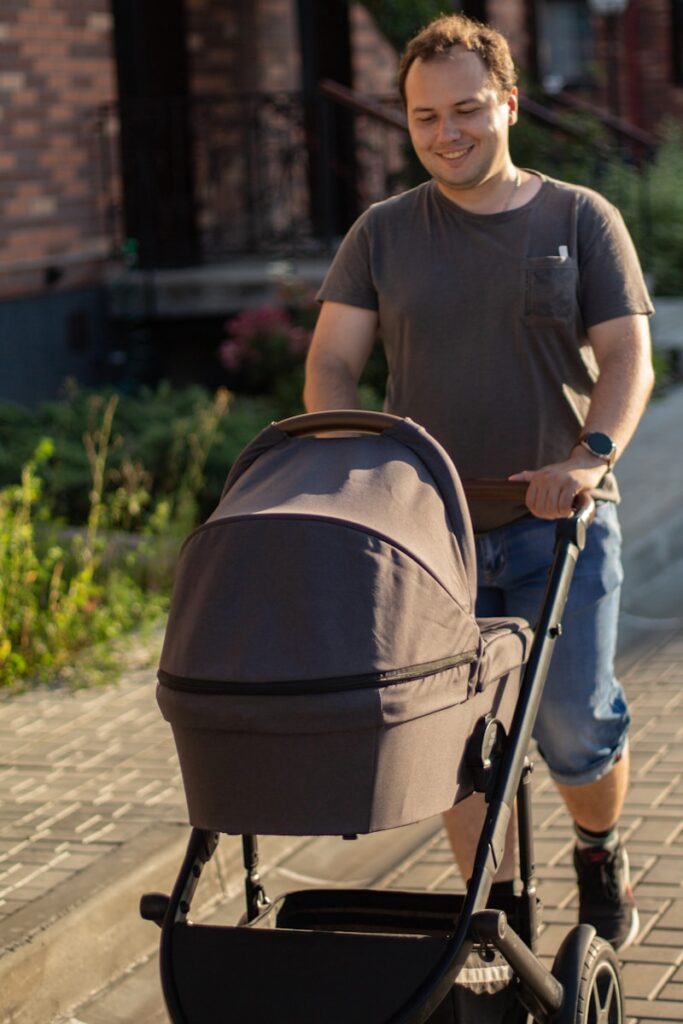 Best strollers for small cars and apartments comparison