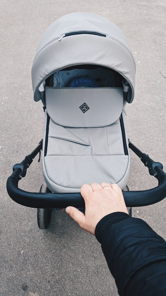 Graco vs Chicco strollers comparison